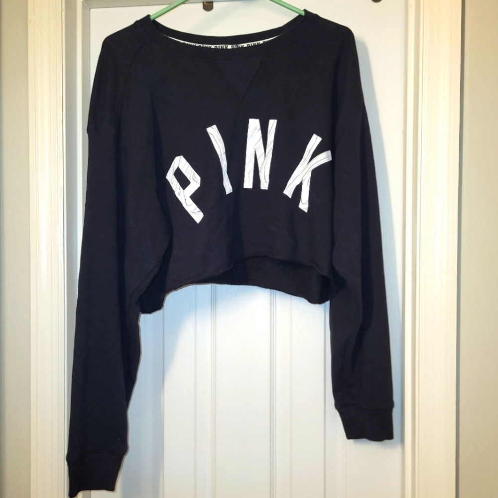 PINK Victoria's Secret Black and White Cropped Sweatshirt Size Large